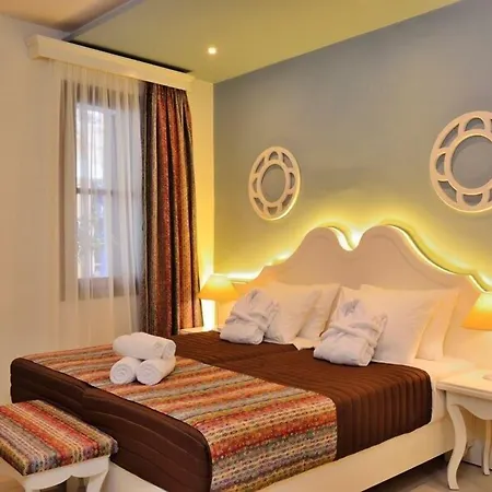 Otel Elia Palazzo 3*