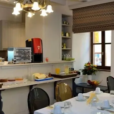 Otel Elia Palazzo Hanya