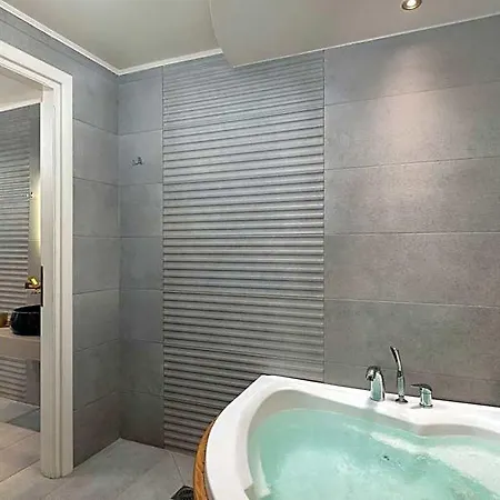 Elia Palazzo 하니아