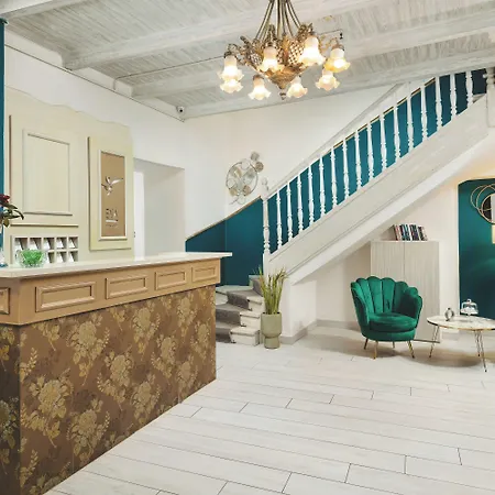 Otel Elia Palazzo 3*