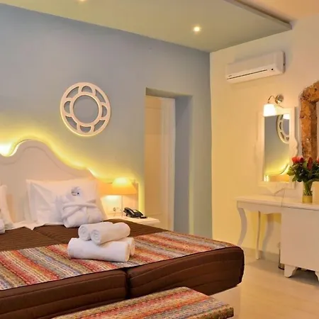 Elia Palazzo חאניה